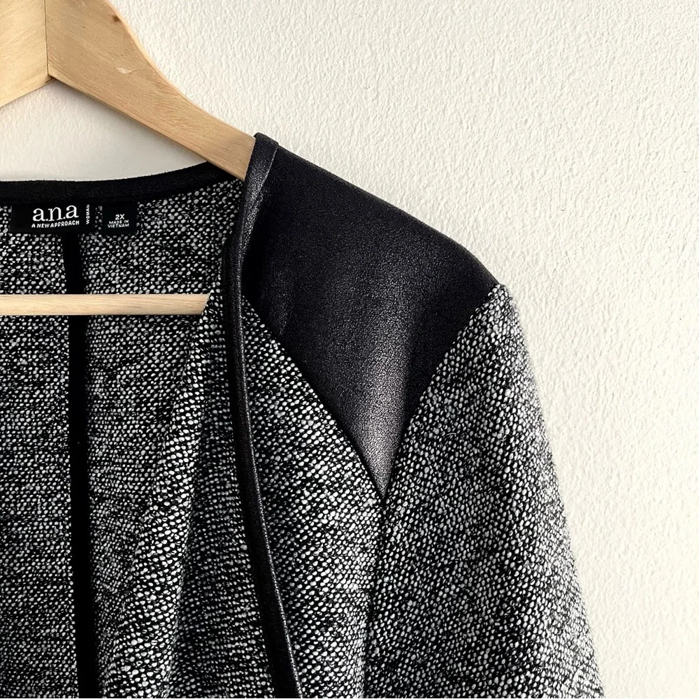 a.n.a. Boucle Tweed Faux Leather Open Front Cropped Jacket Black and Gray - 2X